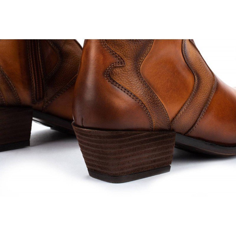 Botas de mujer Pikolinos Vergel W5Z-9950 brandy suela goma.