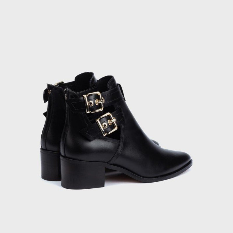 Botines de Mujer Martinelli Zinnia 1531-5974N piel vacuno color negro.