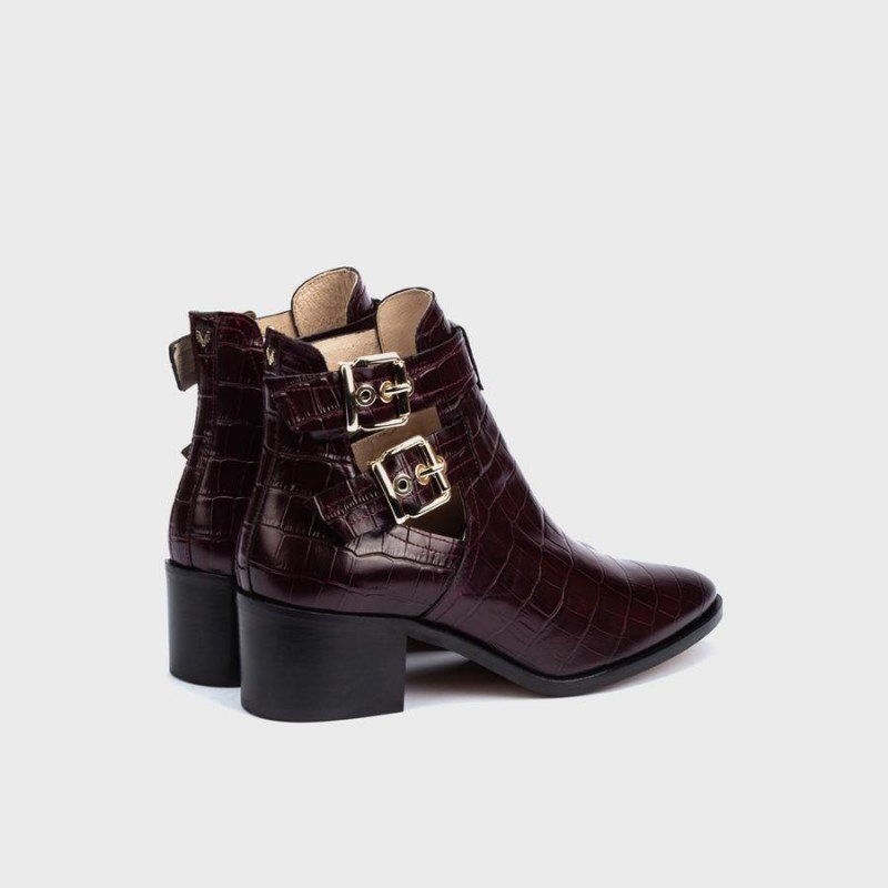 Botines de Mujer Martinelli Zinnia 1531-5974L piel vacuno color grana.