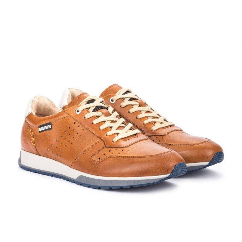 Zapatos deportivos piel hombre Pikolinos Cambil M5N-6259 color brandy.