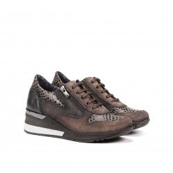 Deportivos Mujer Dorking Cintia D8590 Marrón Fango